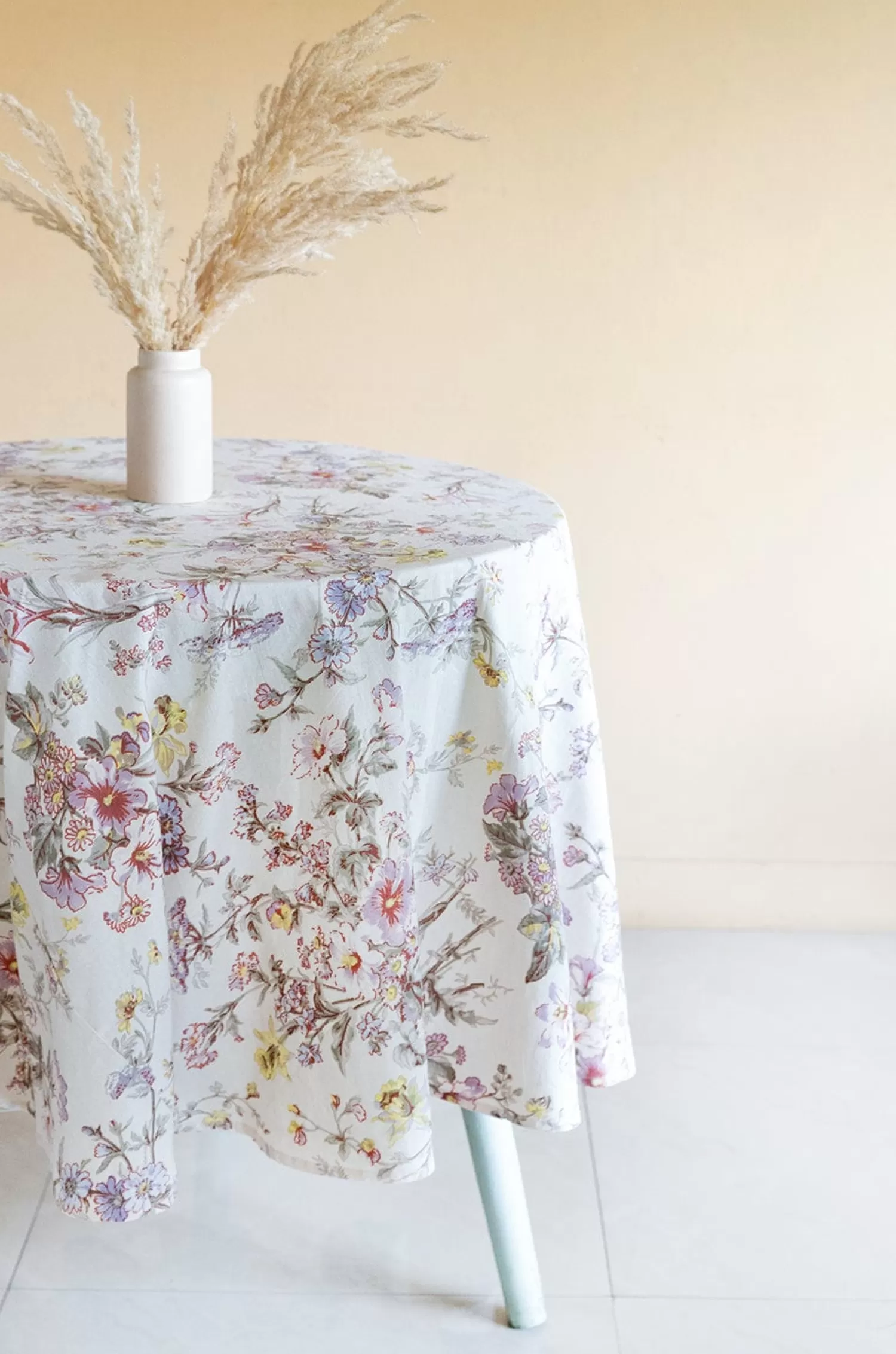 April Cornell Table Linen & Accessories^ Graceful Garden Antique 70" Round Cloth - 6 Seater