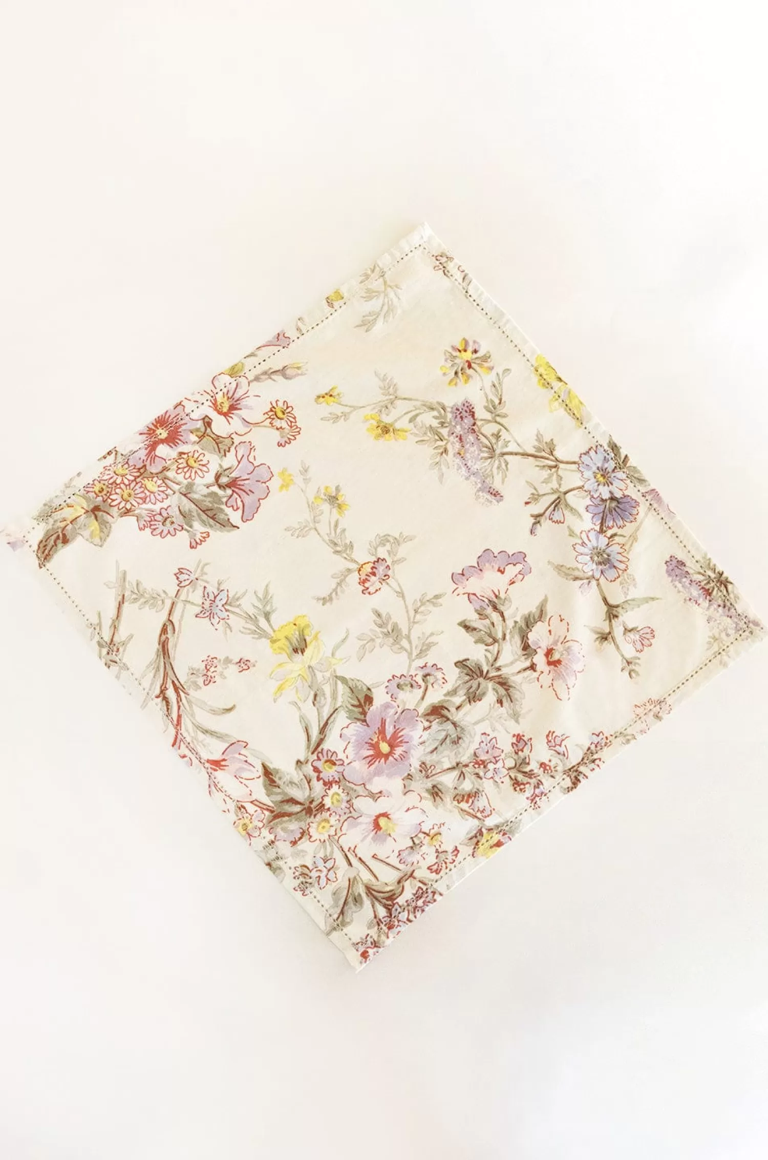 April Cornell Table Linen & Accessories^ Graceful Garden Antique Napkin Set Of 6