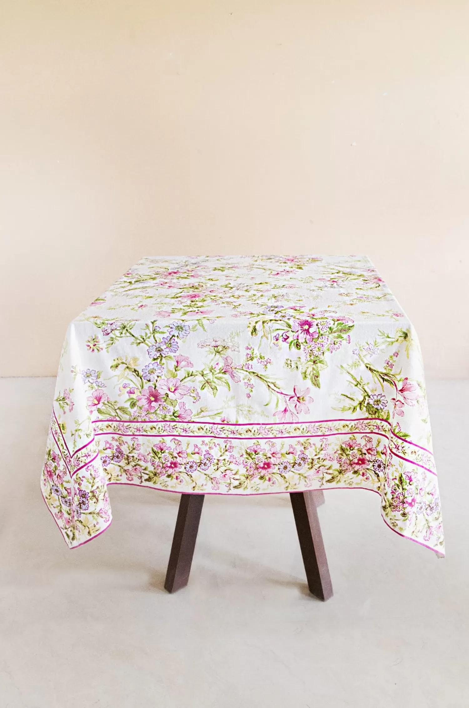 April Cornell Table Linen & Accessories^ Graceful Garden Ecru`Breakfast Cloth - 4 Seater