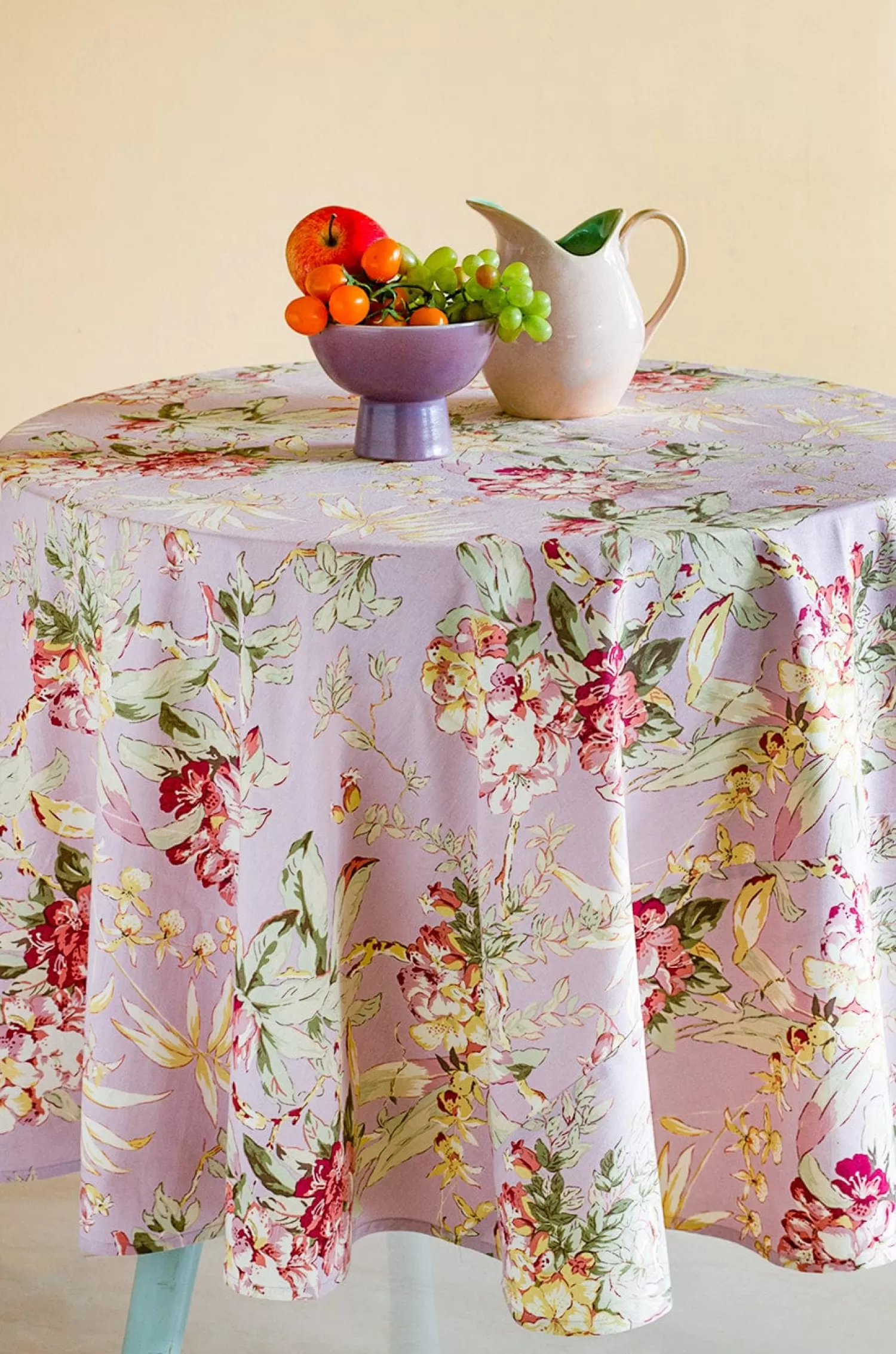 April Cornell Table Linen & Accessories^ Hydrangea Amethyst Antique 70" Round Cloth-6 Seater