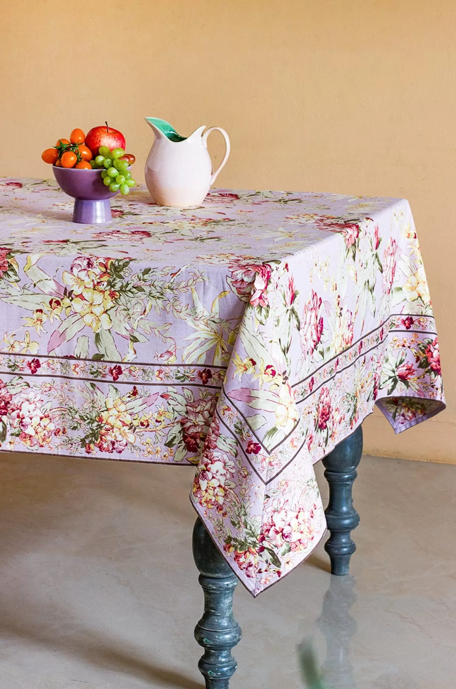 April Cornell Table Linen & Accessories^ Hydrangea Amethyst Dining Cloth-8 Seater