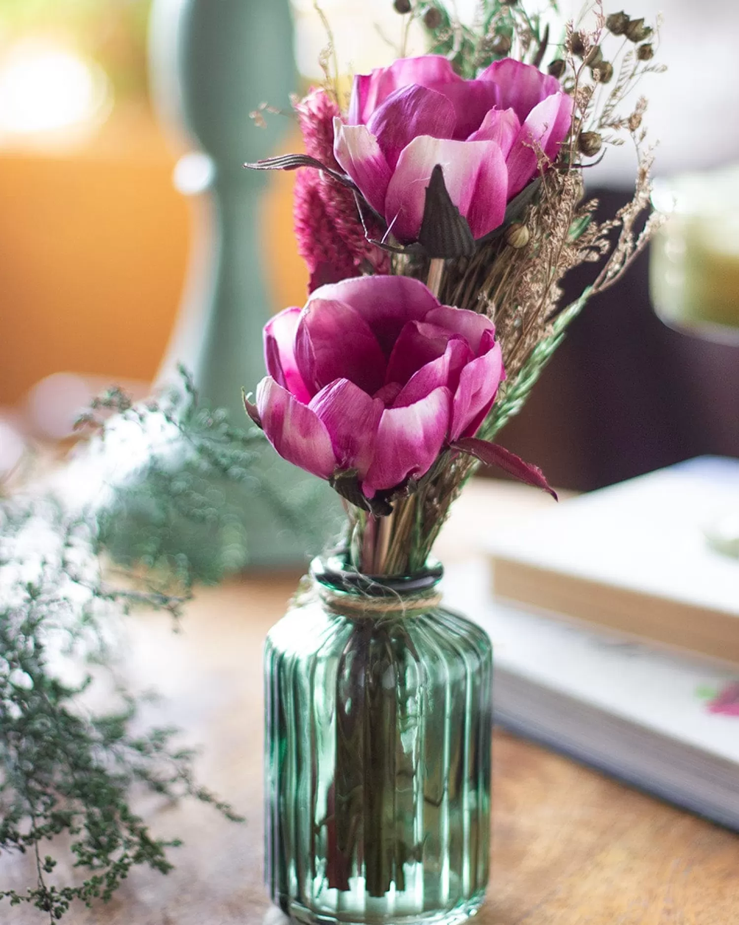 * Dried Flowers^Blooms - Dried Flowers Bouquet In Glass Vase