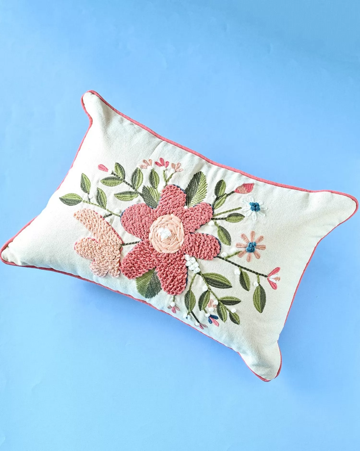 Vanshika Cushion Covers^Bouquet Cushion Cover - Tres Jolie Collection