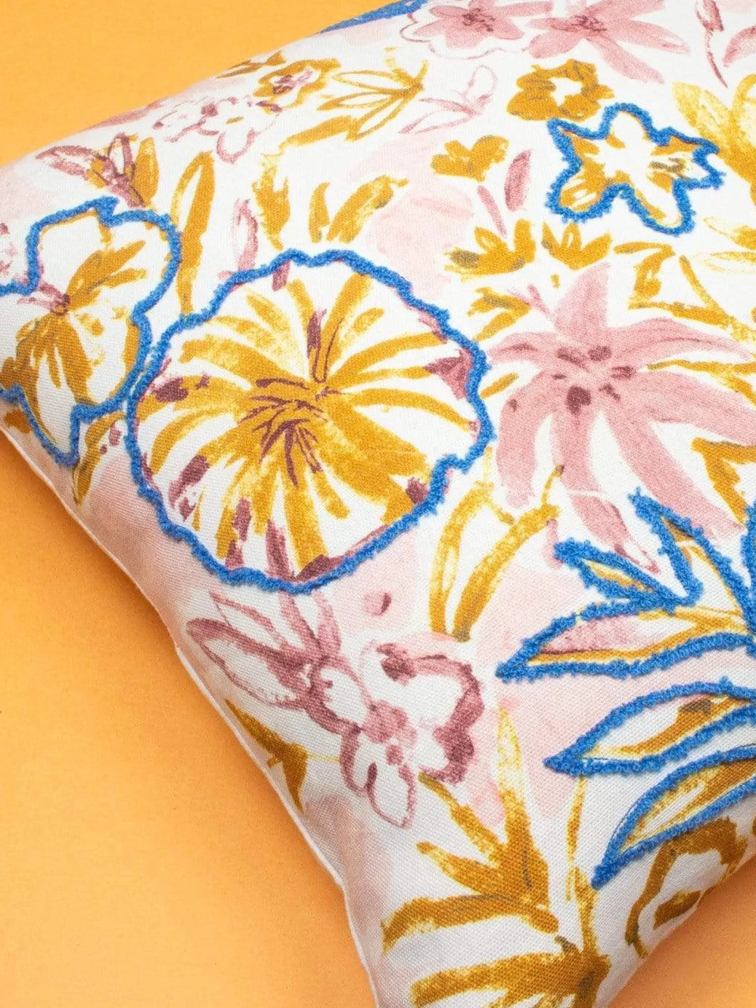 Ratan Cushion Covers^Bunch Of Posies Cushion Cover