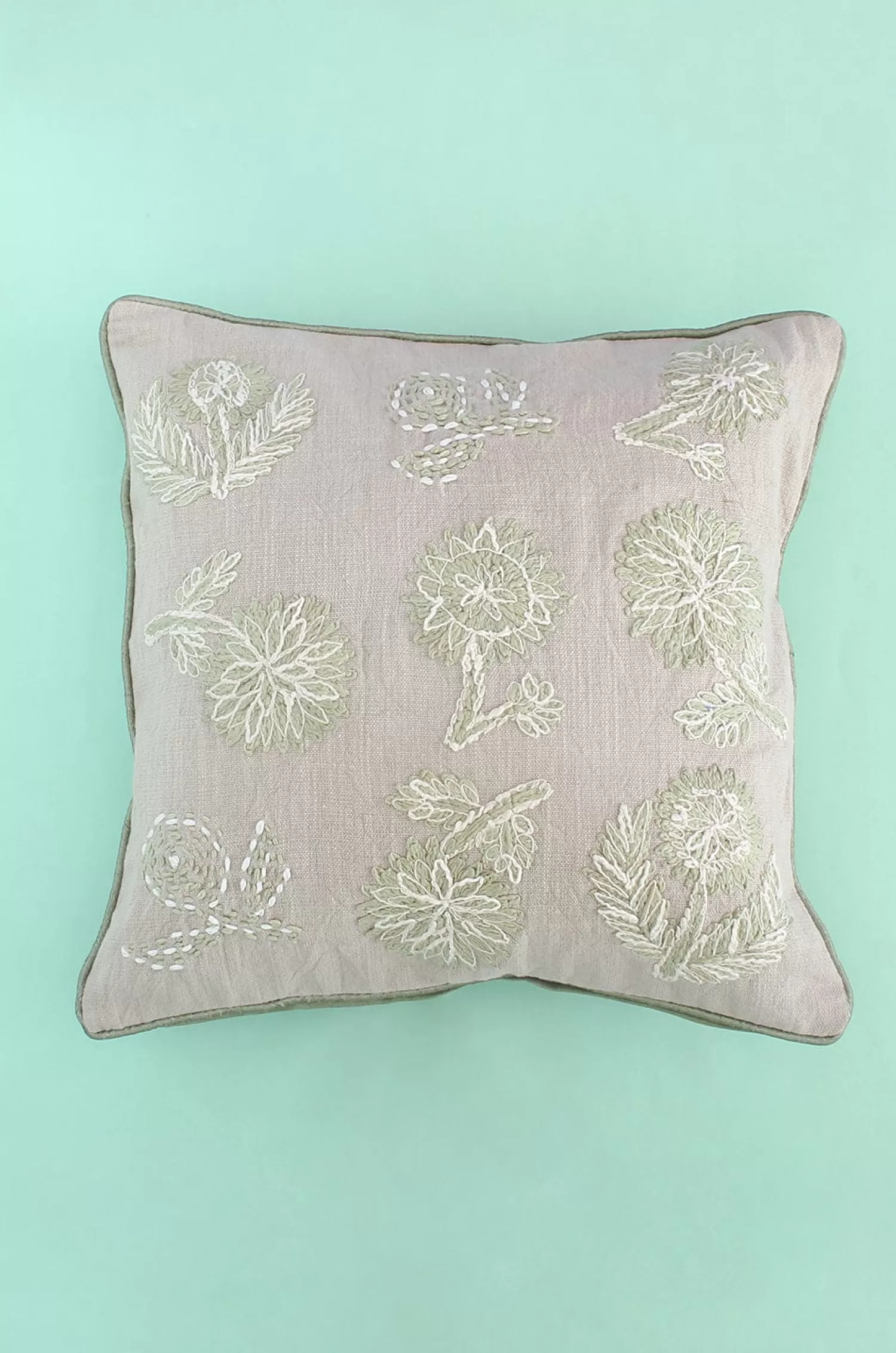 Vivsun Cushion Covers^Dew Drops Embroidered Cushion Cover