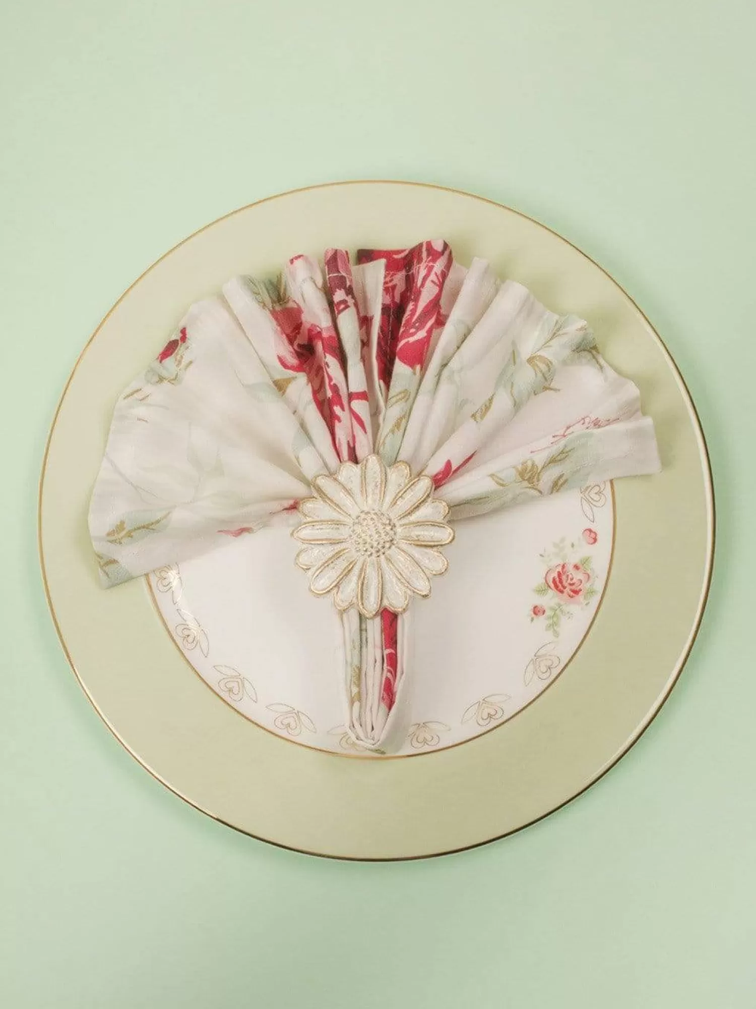 Horizon Styling & Props^Flower Bloom Napkin Ring - Set Of 6