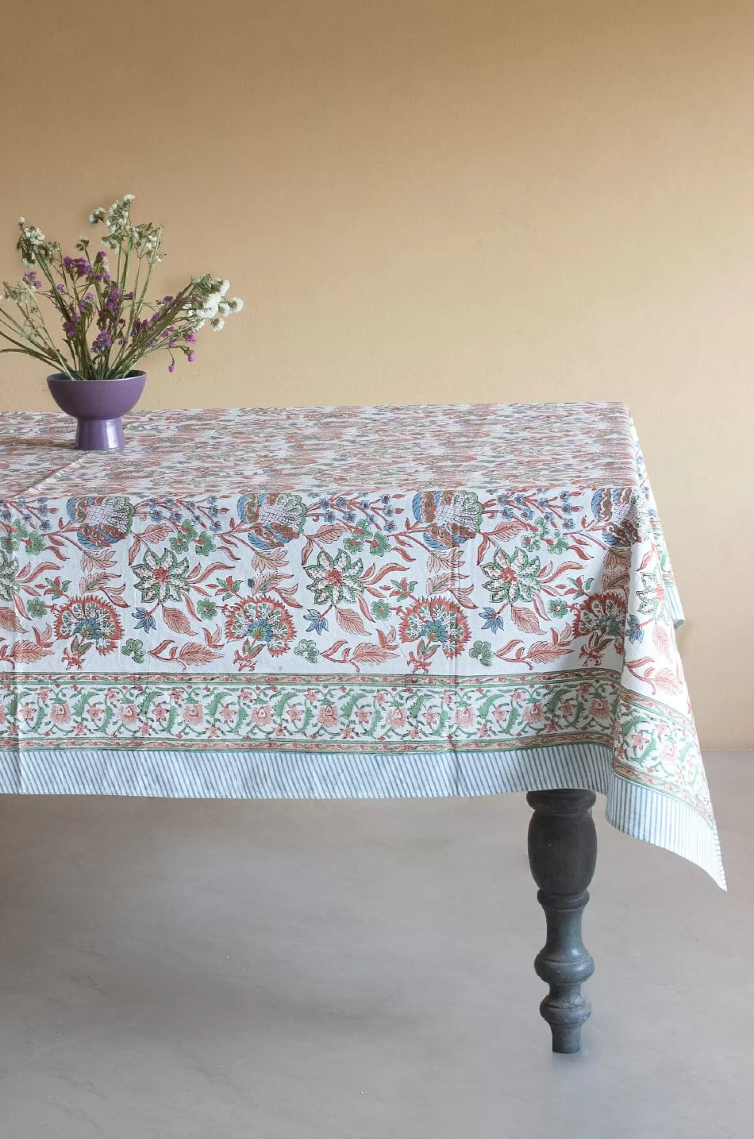 Aashapura Overseas Table Linen & Accessories^Golden Zinias Table Cloth - 6 Seater