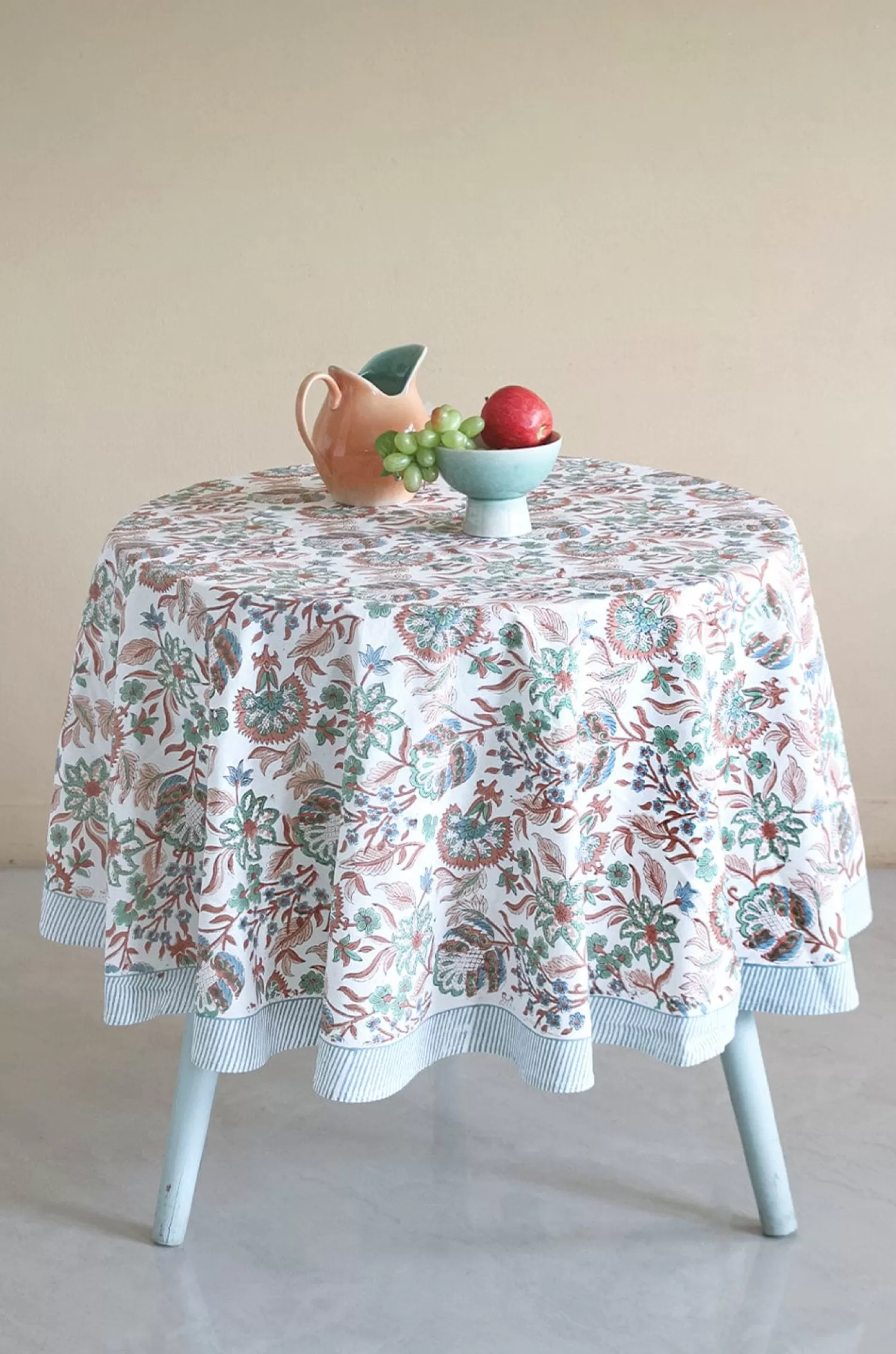 Aashapura Overseas Table Linen & Accessories^Golden Zinias Table Cloth - Round