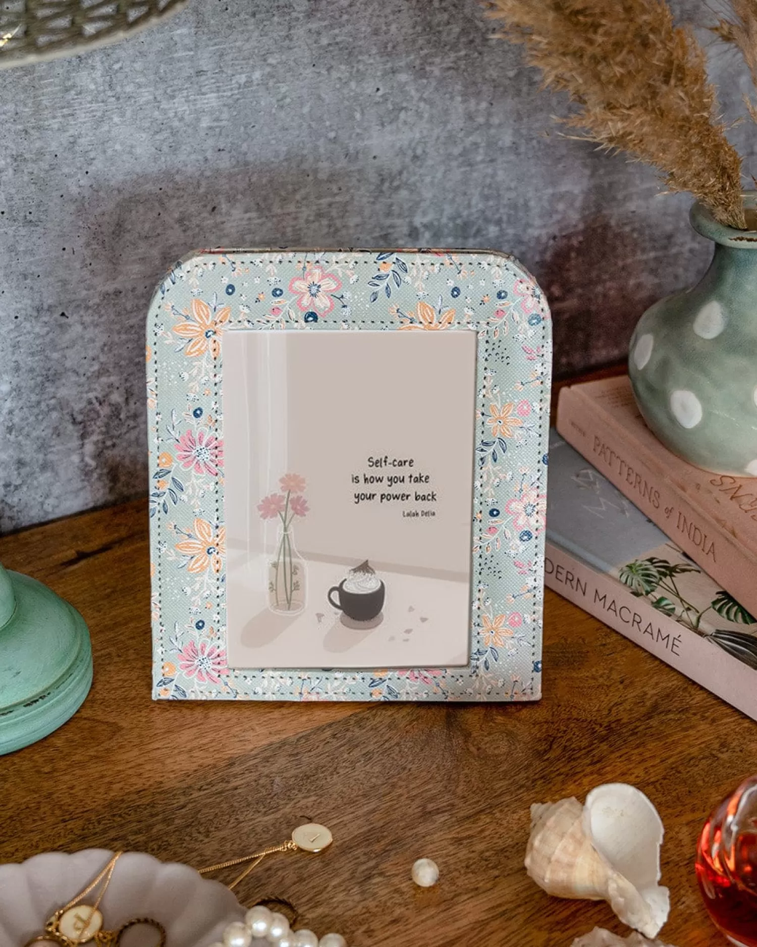 * Photoframes & Jewellery Boxes^Pearlised Paper Leather Photoframe - Garden Fog