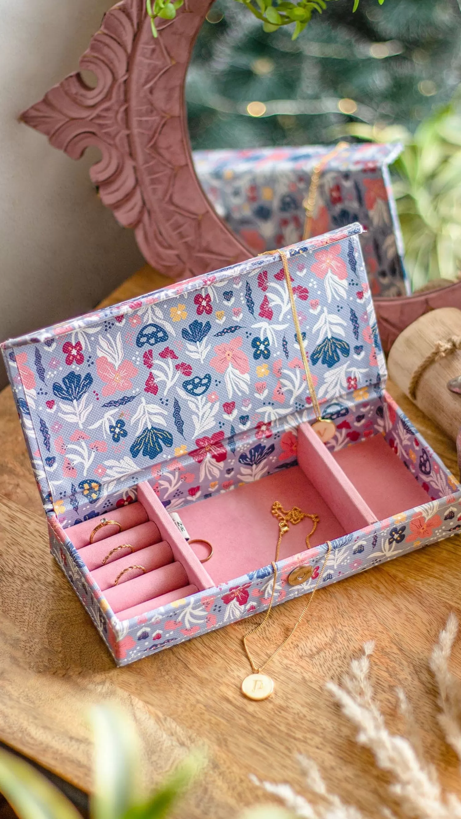 * Storage^Pearlised Paper Leather Travel Jewelley Box- Blue Meadow