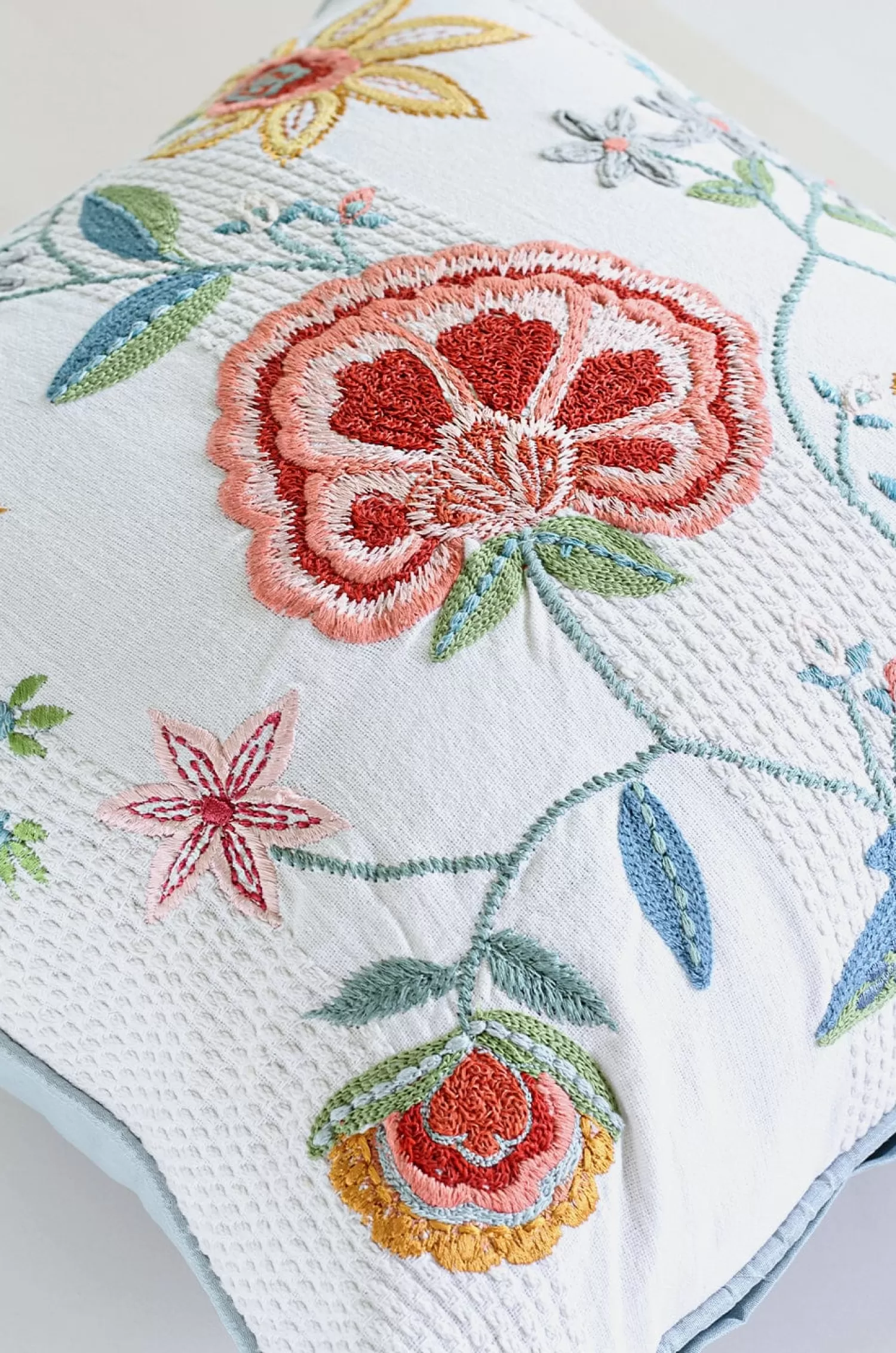 Vivsun Cushion Covers^Peony Embroidered Cushion Cover