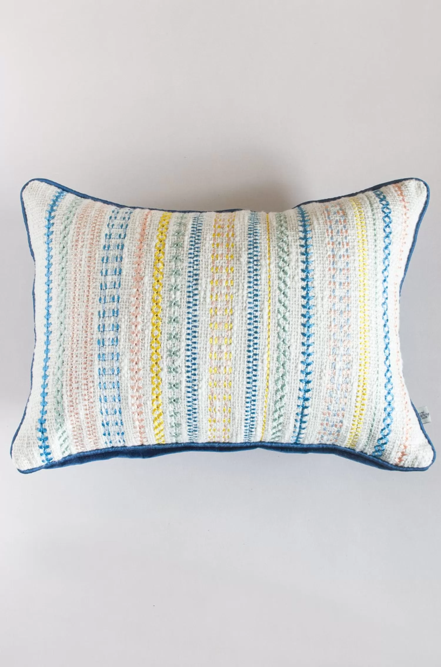 Vivsun Cushion Covers^Shiza Embroidered Cushion Cover