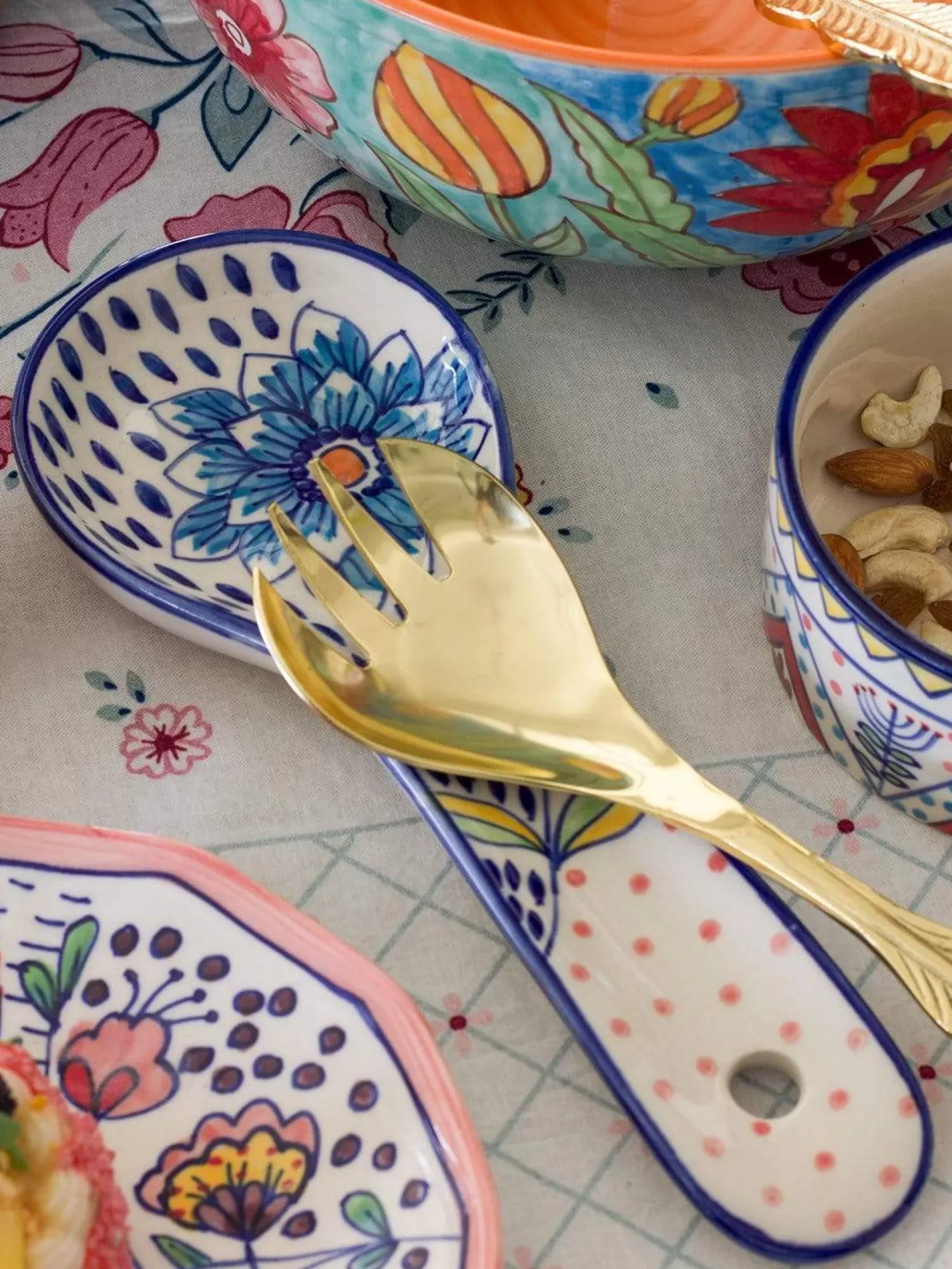 Minhas Pottery Kitchen Accessories^Wild Indigo Handpainted Spoon Rest